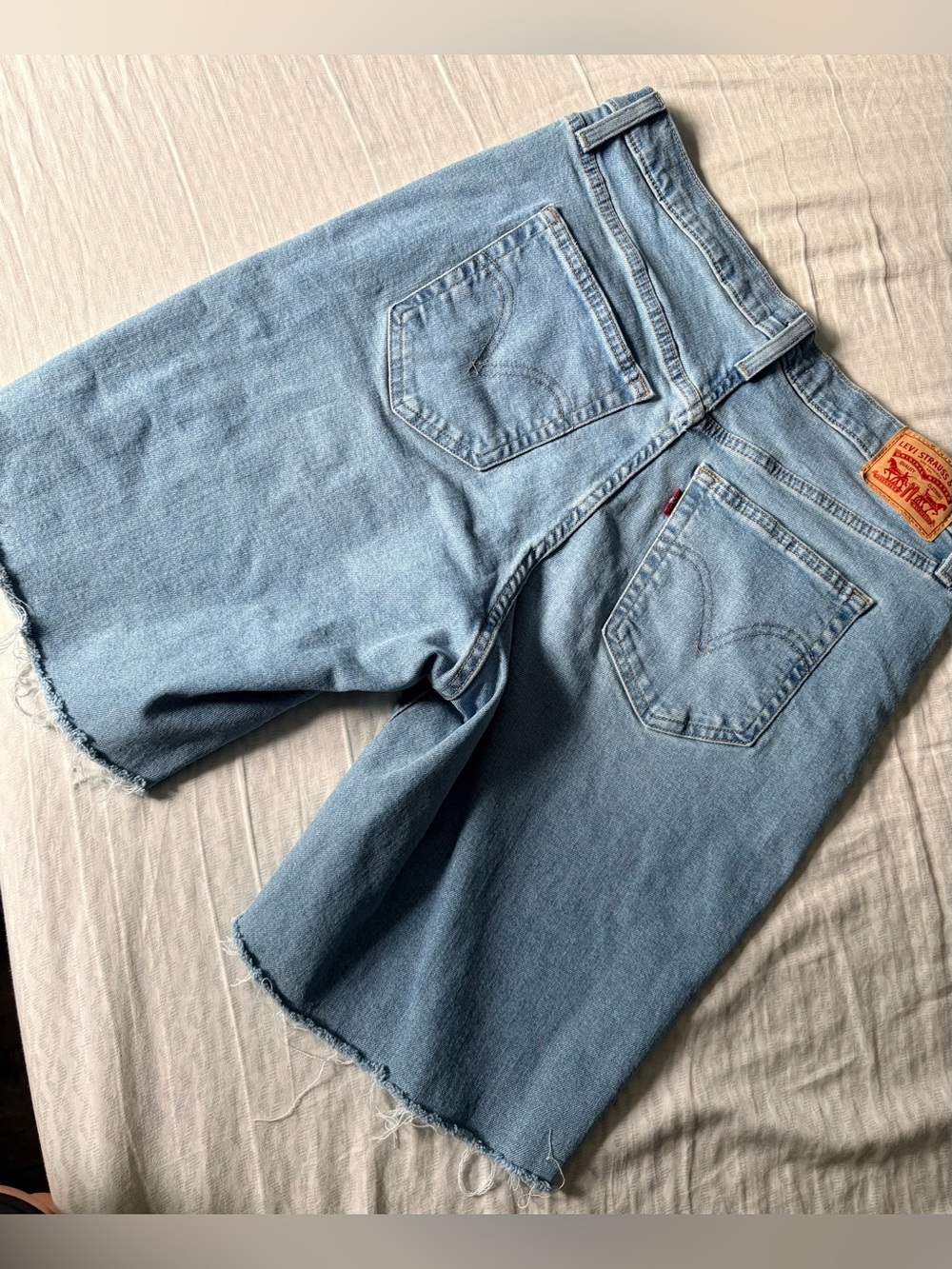 Levi’s High waisted Mom Jeans Shorts